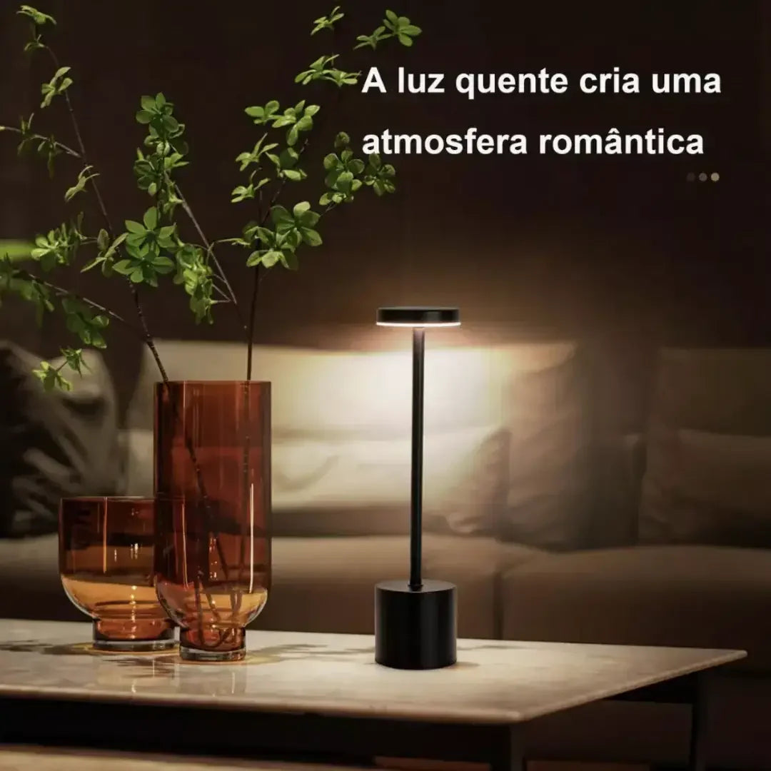 Luminária de Mesa LED Recarregável